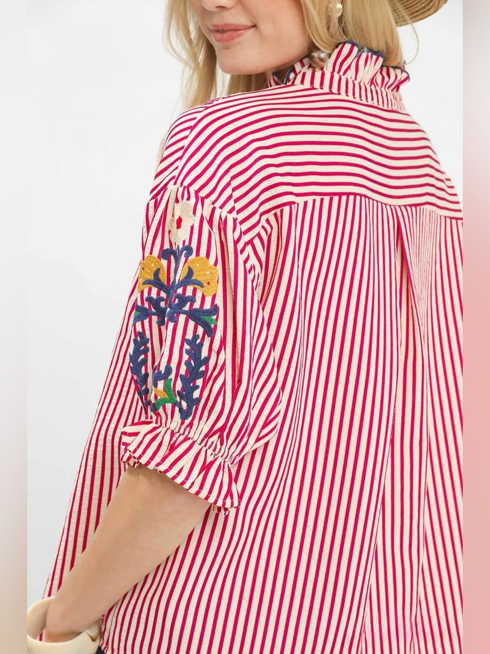 NEW Umgee PATTERN PLAY RUFFLE BLOUSE - Picture 3 of 7